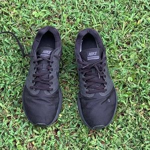 Nike downshifter 7 black sport shoe